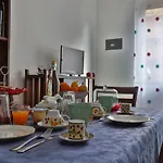 Oda ve Kahvaltı Ai Bastioni Del Massimo *